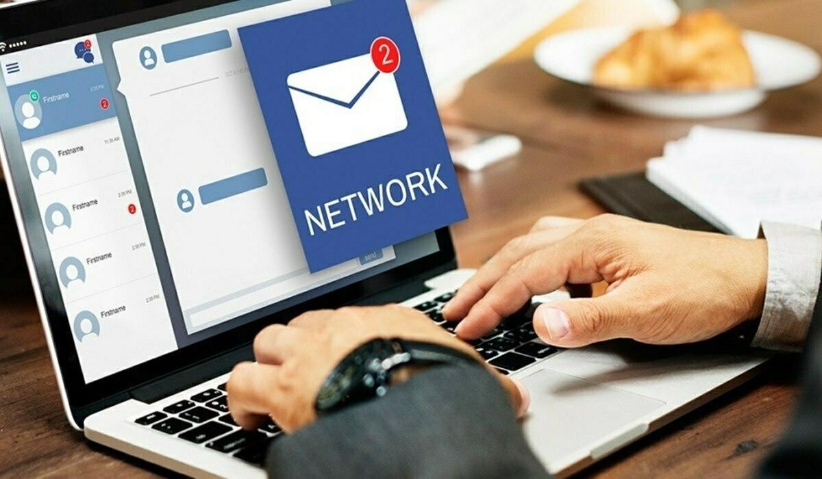 Kostenlose geschäftliche E-Mail 