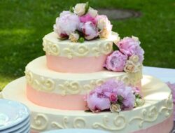 Bisnis Online Baru! Wedding Cake Kekinian Buat Para Pasangan yang Ingin Menikah!