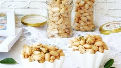 7 Cara Membuat Kacang Goreng Renyah yang Simple, Coba Buat Sendiri Yuk!
