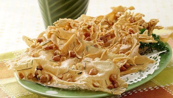 Peyek Kacang Renyah dan Tahan Lama 2 peyek kacang renyah dan tahan lama
