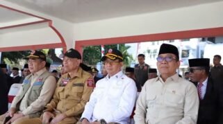Pemerintah Indonesia mempercepat penanganan darurat dan pemulihan pascagempa bumi magnitudo 7,7 yang mengguncang kawasan Flores, Nusa Tenggara Timur (NTT). Komitmen tersebut disampaikan di sela Peringatan HUT ke-81 Kemerdekaan RI di Lapangan Motang Rua, Ruteng, Kabupaten Manggarai, Senin (17/8/2026). (Foto: BNPB Indonesia)