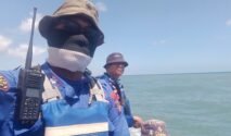 Pencarian masih berlanjut hingga Rabu (19/8/2026). Petugas bersama pihak terkait terus menyisir perairan Kajuara dan Salomekko untuk menemukan keberadaan Akmal. (Foto: Polairud Sinjai)