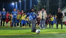 Bupati Sinjai Hj. Ratnawati Arif membuka Turnamen Mini Soccer Disdik Cup I Tahun 2026 di Lapangan Mini Soccer Lompu, Jumat (28/8/2026). Turnamen yang digelar Dinas Pendidikan Kabupaten Sinjai itu berlangsung hingga 6 September 2026.