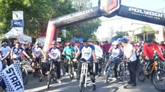 Himpunan Pengusaha Muda Indonesia (HIPMI) Kabupaten Sinjai menggelar HIPMI Fun Bike untuk memeriahkan HUT ke-81 Kemerdekaan Republik Indonesia, Minggu (16/8/2026) pagi. (Foto: Humas Pemda)
