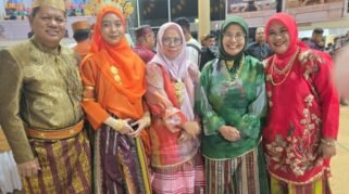 Anggota DPRD Kabupaten Sinjai, Andi Rusmiati Rustham, menghadiri pelantikan DPW Himpun Masyarakat Sinjai (HIMAS) Kalimantan Timur (Kaltim) bersama DPC HIMAS se-Kaltim periode 2026–2031 di BSCC Dome, Balikpapan, Rabu (2/9/2026) malam.
