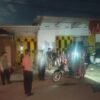 Personel Polsek Barombong mengintensifkan patroli malam melalui Kegiatan Rutin Yang Ditingkatkan (KRYD) di sejumlah titik wilayah hukum Polsek Barombong, Kabupaten Gowa, Selasa (8/9/2026) sekitar pukul 19.30 WITA.