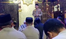 Program Safari Subuh yang digelar Kapolresta Gowa Kombes Pol Dr. Muh. Yusuf Usman mendapat apresiasi dari warga Kecamatan Pallangga. Kegiatan tersebut berlangsung di Masjid Besar Nurul Izzah, Kecamatan Pallangga, Kabupaten Gowa, Jumat (4/9/2026). (Foto: Rujukannews)