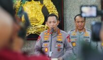 Kapolri Jenderal Polisi Listyo Sigit Prabowo menginstruksikan seluruh jajaran Polri meningkatkan kesiapsiagaan menyikapi dampak erupsi Gunung Anak Krakatau. Kapolda, Kapolres hingga Kapolsek diminta memastikan personel siap bergerak membantu masyarakat di wilayah terdampak.