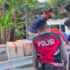Polresta Gowa menyita 650 liter minuman keras (miras) tradisional jenis ballo yang diangkut menggunakan mobil pikap Daihatsu Gran Max di wilayah Kecamatan Manuju, Kabupaten Gowa. Polisi mengamankan seorang terduga pelaku berinisial NB (23) dalam penindakan tersebut.